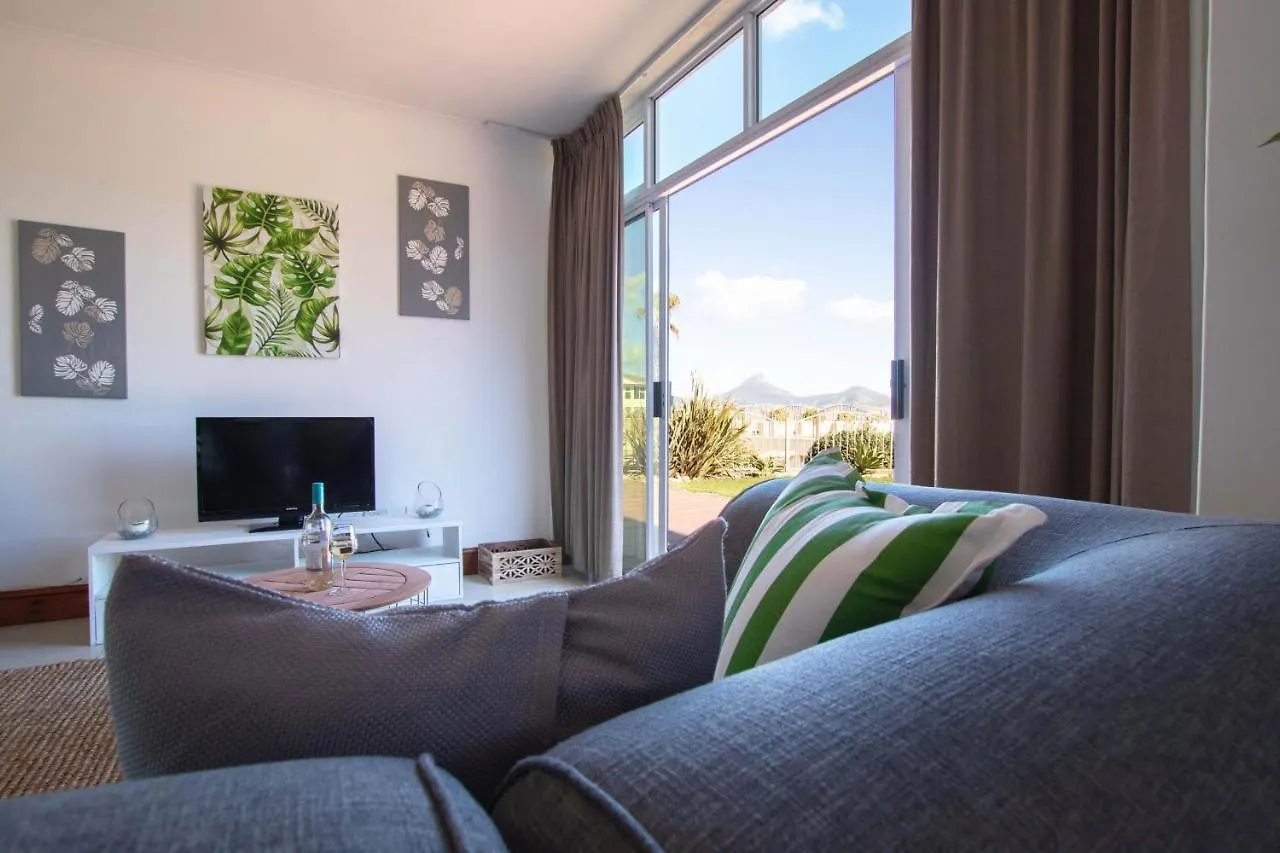 Apartment Romantic Beachfront Bachelor Cape Town