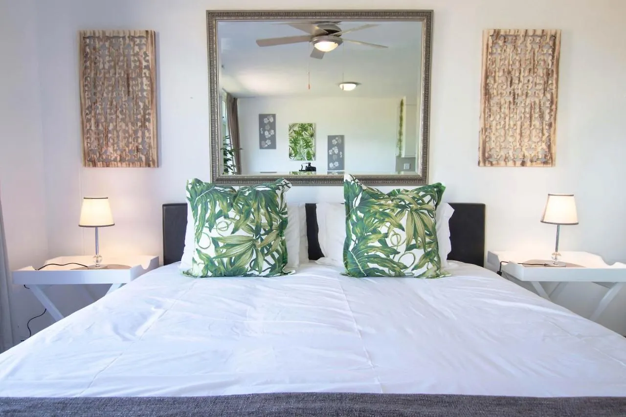 Romantic Beachfront Bachelor Cape Town 0*,